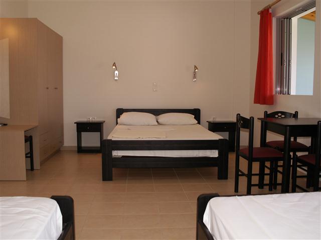KASTRO KYLLINIS: Kastro Beach Hotel