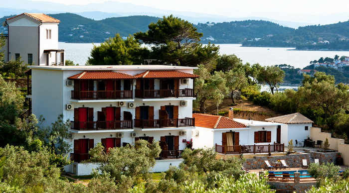 Pounta, Skiathos: Takis Studios