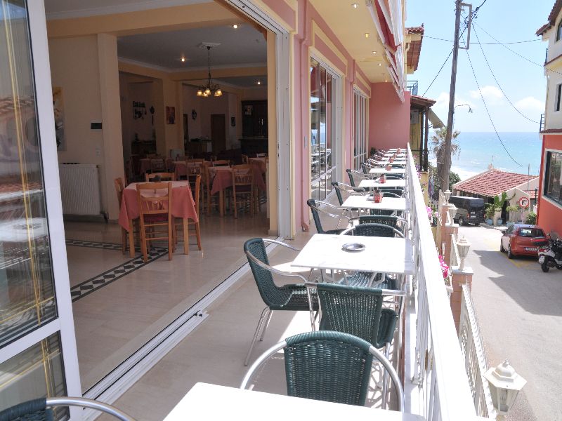 ARKOUDI ILEIAS: BRATI II BEACH