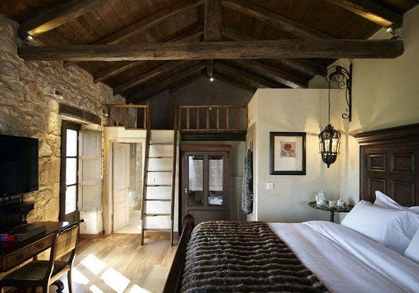 ARKADIAS: Villa Vager