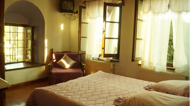 Pilion: Mansion Theodora