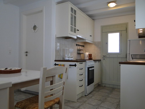 ANTIPAROS: MIKE'S PLACE