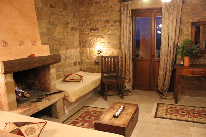 XYLOKASTRO: CHELYDOREA COUNTRY HOUSE